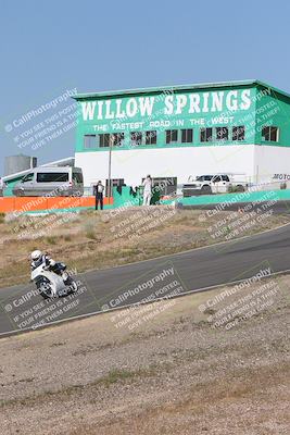 media/Apr-20-2025-AHRMA (Sun) [[393a79c373]]/Race/Group 11 early race/Turn 4b/